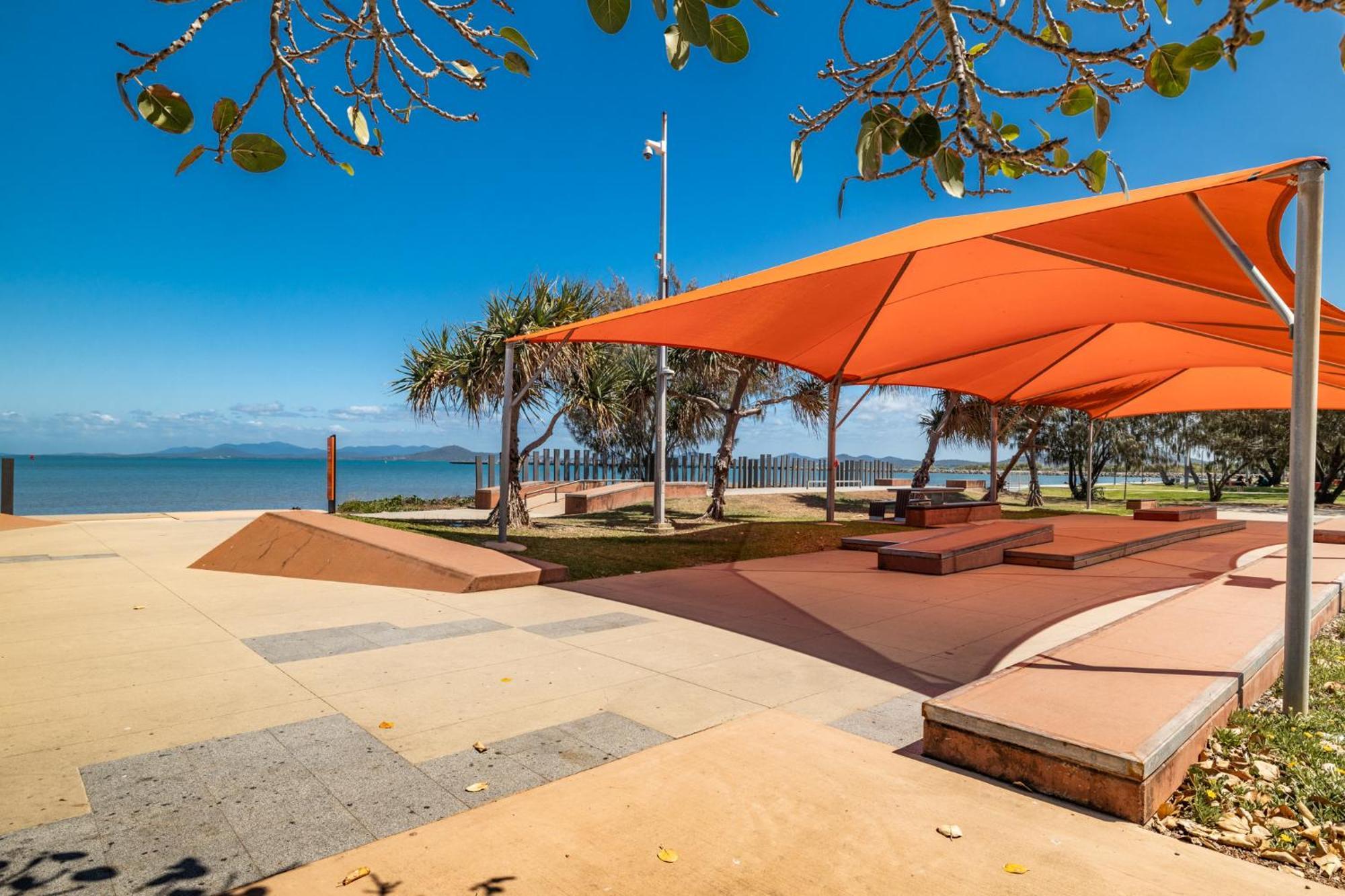 מלון בואוון Harbour Lights Tourist Park מראה חיצוני תמונה